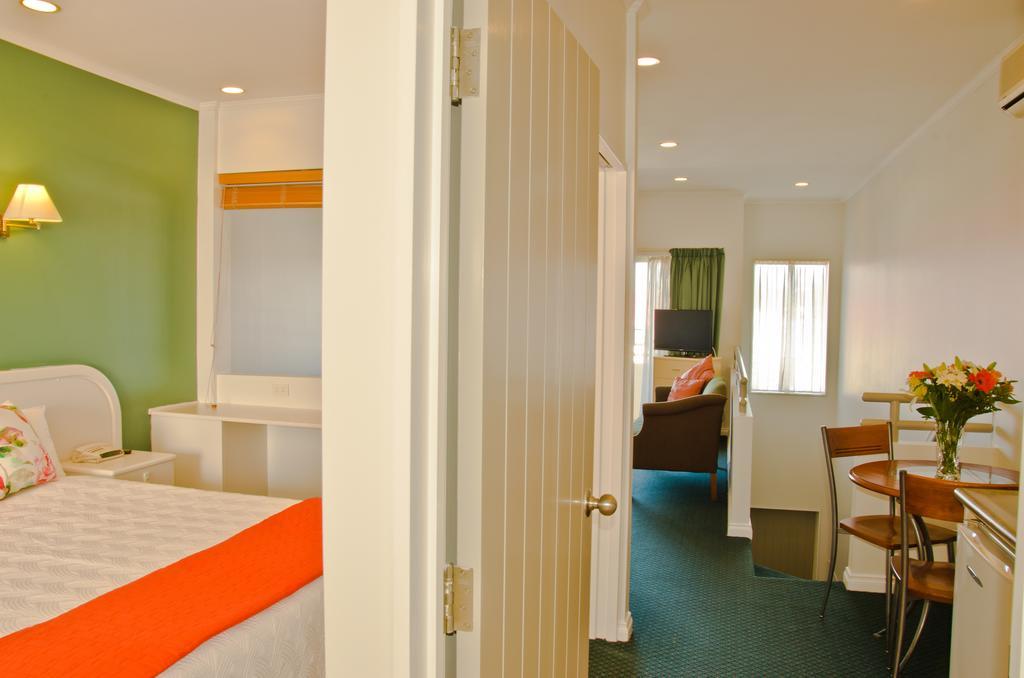 Beachfront Motel Napier Ruang foto
